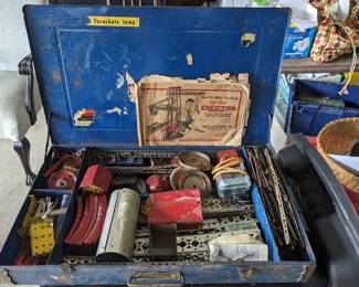 LOT 29 - 1938 ERECTOR SET