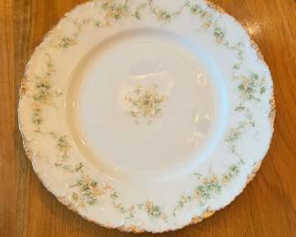 Limoges Fine China (image depicts example of pattern ONLY - ENTIRE SET AVAILABLE)