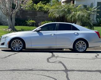 2014 Cadillac STS  48 k miles