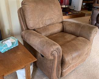 matching faux leather chair/recliner