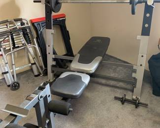 Weight lifting bench