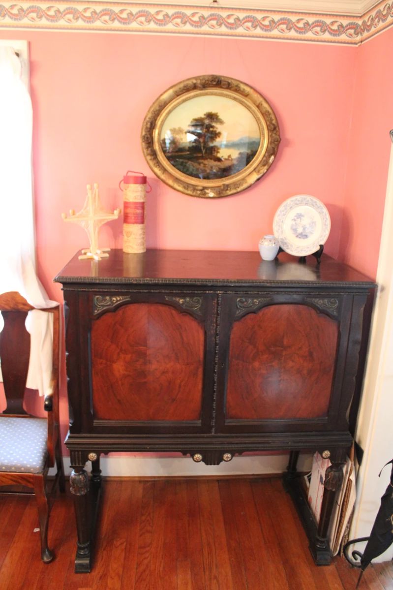 Easy PZ Brookside Estate Sale in Kansas City, MO starts on 4/5/2024