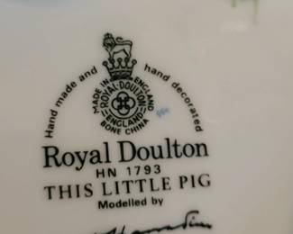 ROYAL DOULTON "This Little Pig" Figurine