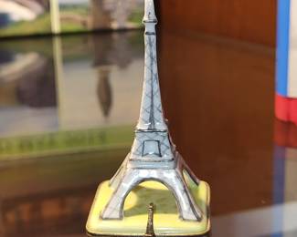 LIMOGES - Eiffel Tower on grass Limoges box porcelain figurine
