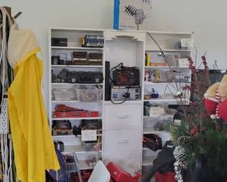 tons of garage tools