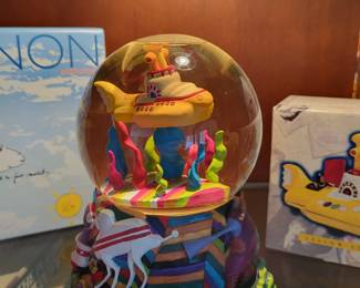 Beatles Yellow Submarine Snow Globe