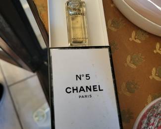 Chanel N.5 by Chanel Eau de Parfum spray