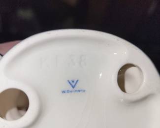 Hummel figurine "chimney sweep" boy with ladder