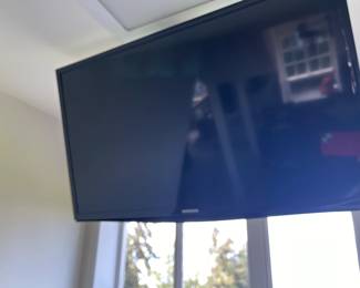 $150. Samsung 29" 4000 series LED TV including LCD LED TV Tilt Swivel Folding Under Cabinet and Ceiling mount for a 17-37 " TV with Apple TV.  Available during  online beginning sale beginning Wednesday, May 8th at 8am and ending Thursday May 9th at 4pm.   Click on message seller to let us know you want to purchase it and we will reply with next steps.