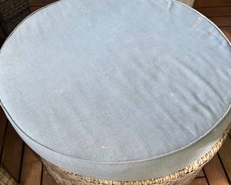 Ottoman that is part of the set.  Lighting is distorting color - it matches the others in the set.