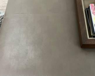 Close up of the top.  Custom Terry Hunziker tray in next photo.