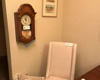 An overview of items in the sale.