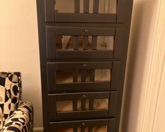 $240. Six drawer chest. 25"w x 17"d x 60"h. as found -  bottom drawer' liner needs reattaching.  Available during  online beginning sale beginning Wednesday, May 8th at 8am and ending Thursday May 9th at 4pm.   Click on message seller to let us know you want to purchase it and we will reply with next steps.