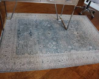 Contemporary 5x7 rug