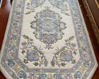 #30 - $75 Rug upstairs 48x72