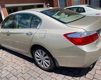 ONE OWNER - 2013 Honda Accord EX-L, 3.5L Sedan, V6, gold and beige leather interior. Vin : 1HGCR3F85DA024071. 110,380 miles. Good mechanic. Garage Kept. Start Bids at $5K- Taking Silent Bids, bids closes 4/15 At 1pm.