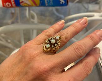 G- 14kt gold with opals ring 1970's - size 5 3/4 $350 -