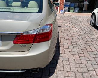 ONE OWNER - 2013 Honda Accord EX-L, 3.5L Sedan, V6, gold and beige leather interior. Vin : 1HGCR3F85DA024071. 110,380 miles. Good mechanic. Garage Kept. Start Bids at $5K- Taking Silent Bids, bids closes 4/15 At 1pm.