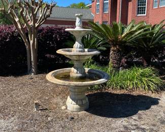 #119 - $400 - Concrete fountain