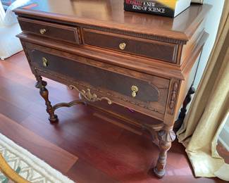 #73 - $250 American made C.1940's silver & linen chest 40x18x36