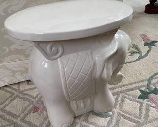 #19 - $50 - white elephant garden seat