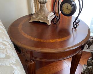 #49 - $140 - Pair of side round tables 24x22H