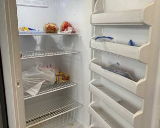 #110 - $220 - Freezer