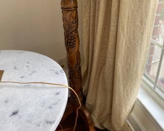 #7 - $70 - Wood grapevine stand