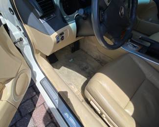 ONE OWNER - 2004 ACURA TL 3.2 Sedan, FWD, Cream color, beige leather interior. Vin: 19UUA66294A025619 - Low mileage 46,065miles. Dented front corner, dashboard cracked, minor scratches front bumper. Good mechanic. Garage Kept. Start Bids at $7K- Taking Silent Bids, bids closes 4/15 At 1pm.