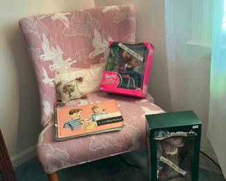 slipper chair and dolls