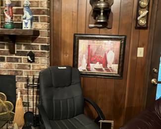 Office Chair, Rayo Lamp