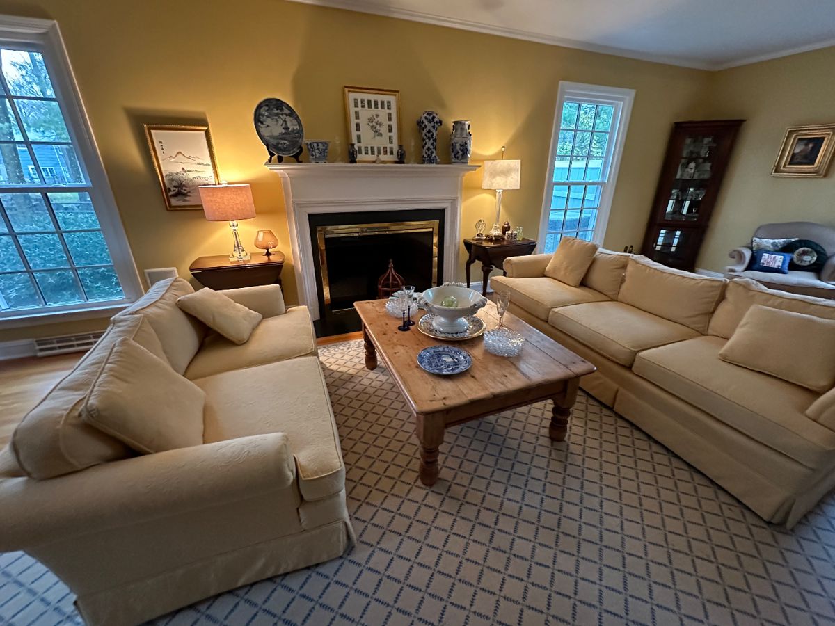 PRINCETON QUALITY MOVING SALE in Princeton, NJ starts on 4/5/2024