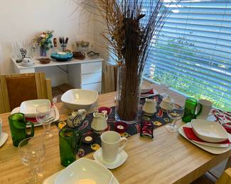 Kitchen Table Setting