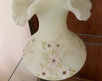 Vintage Fenton Burmese Vase