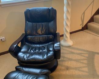 Eames Style, Leather Tufted Swivel Arm Chair with Ottoman