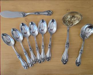 Holmes & Edwards XIV 1909 "American Beauty Rose" teaspoons & serving pieces