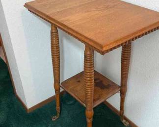 Metal Clawfoot Spindle Leg Table