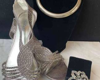 Silver Metallic Alfani Women's Sandals 7M * Silver Tone Collar Necklace * Vintage Iridescent Crystals * Smoky Faceted Glass Flower Design Brooch