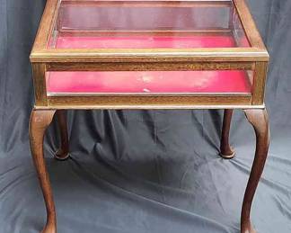 Display Case End Tables With Slipper Feet And Red Lining