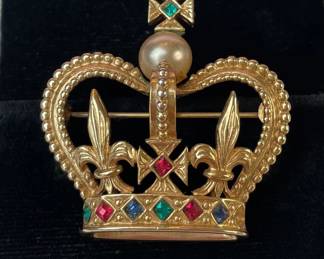 BOUCHER Gold Tone Glass Jeweled Crown Brooch