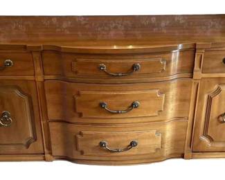 Antique Timeless Style Buffet Sideboard Furniture