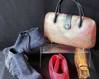 Desenyo Buntal Handbag * Blue Suede Minnetonkas (7.5) * 2 Belts