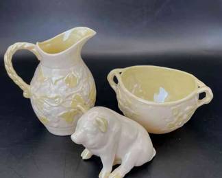 Belleek Pale Yellow Iridescent Glaze Creamer * Pitcher * Little Sitting Pig Figurine