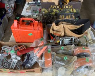 Castors, clamps, bags and more tools