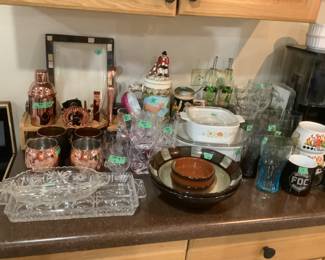Barware and Bakeware and other kitchen items