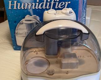 Cool mist humidifier, was $9, NOW $6