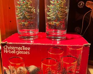 Additional view of vtg Christmas Highball Tumblers~  