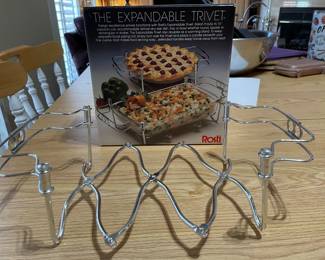 Expandable casserole dish trivet,  was $6, NOW $4