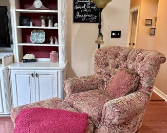 Chair with Ottoman 