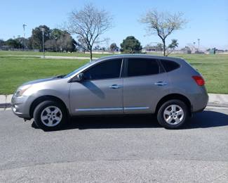 2014 Nissan Rogue Select Mileage 94,000 , Runs Great , Go to Details to see more pictures and bid at auction
